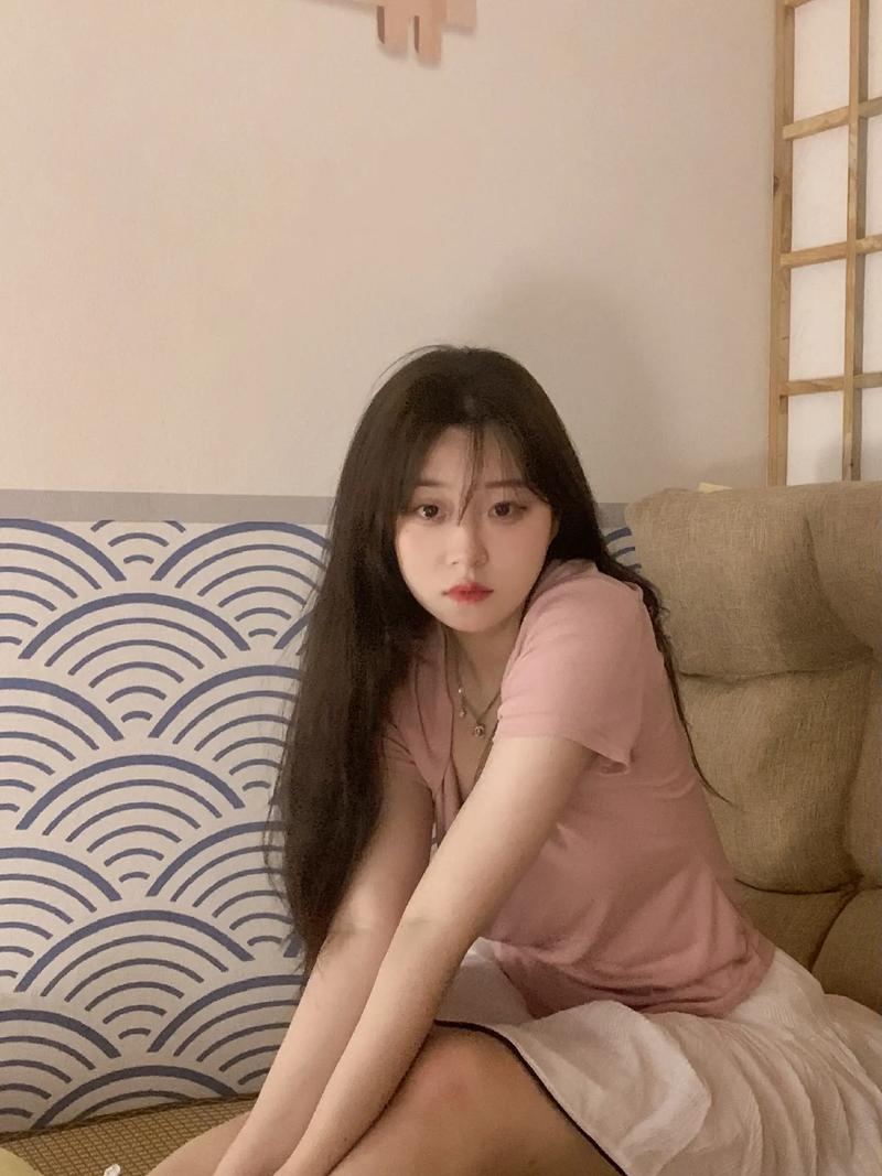 萝莉巨乳高潮内射的相关介绍