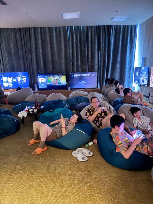 18岁禁止在线观看1000的相关介绍